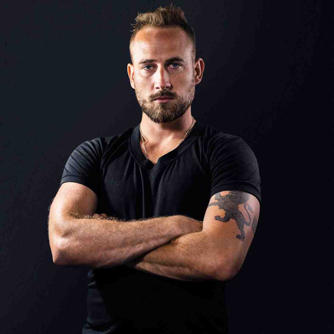 Trainer Alex Johnson